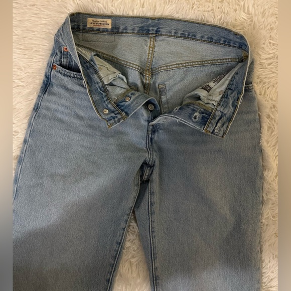 LEVIS 501 90s Light Blue Jeans, 25x32 - Picture 3 of 5